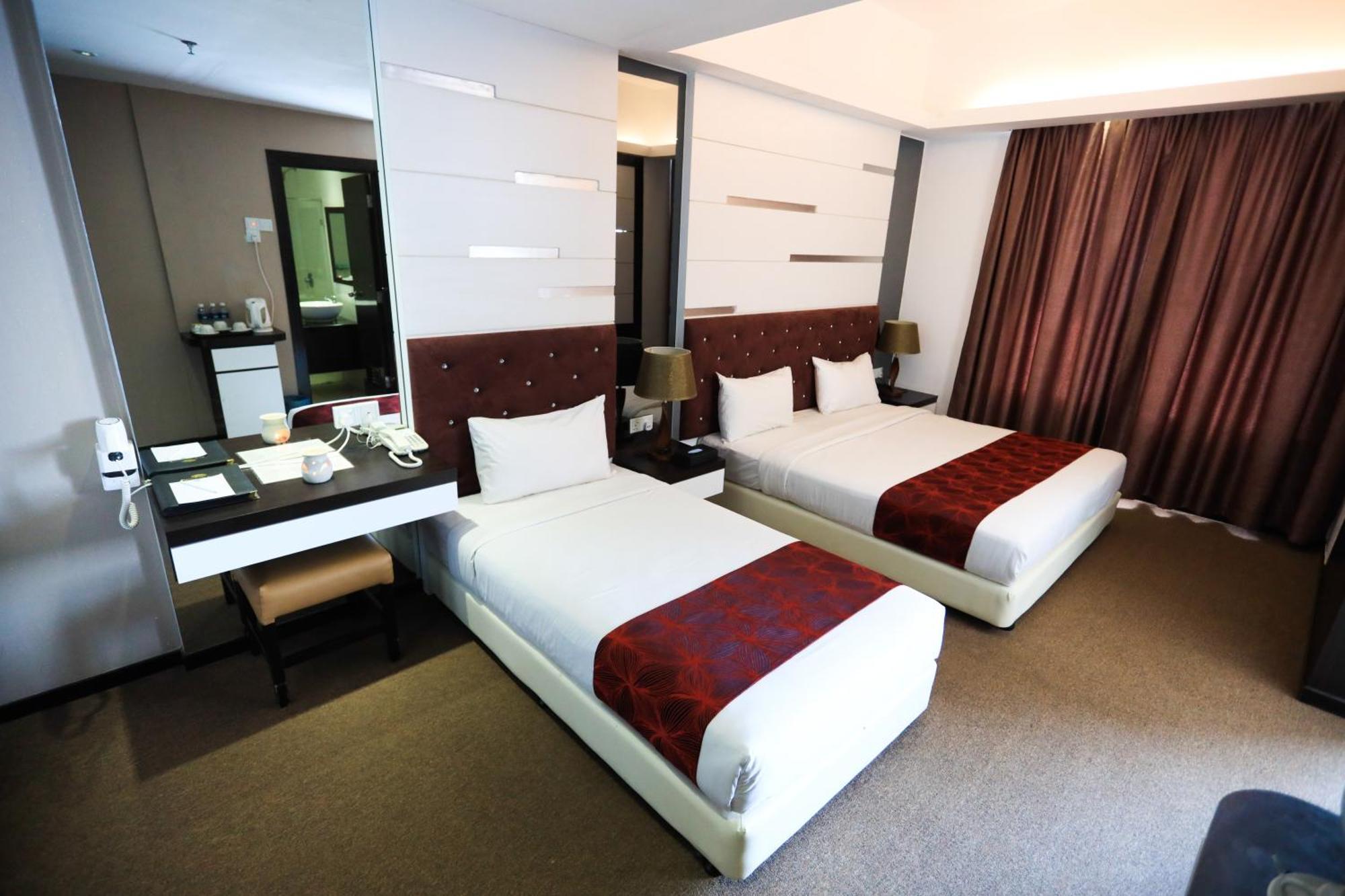Paradise Spa Hotel Port Dickson Buitenkant foto
